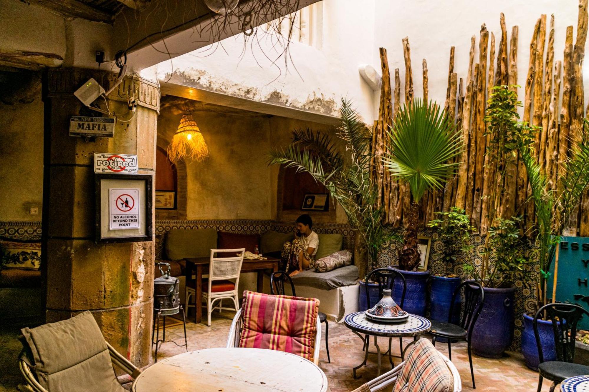 Hostel Youth & Social Travel